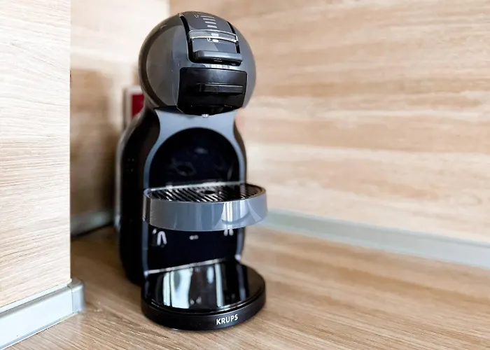 Nomad Friendly Modern Complex Next To Metro Lägenhet Sofia