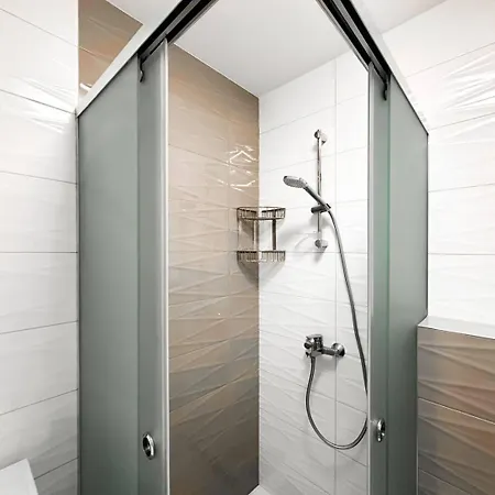 Nomad Friendly Modern Complex Next To Metro * Sófia