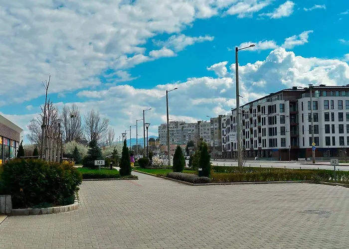 Nomad Friendly Modern Complex Next To Metro Apartmán